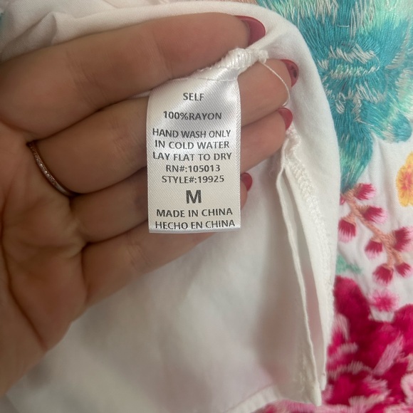 Savanna Jane Embroidered Boho Peasant Top Medium White Floral Sleeves - Picture 5 of 6